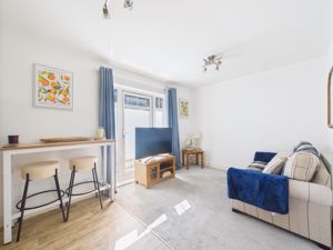 Lounge- click for photo gallery